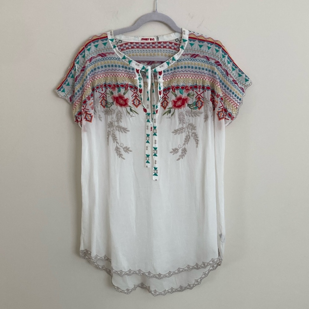 Johnny Was White with colorful embroidery Short Sleeves Too